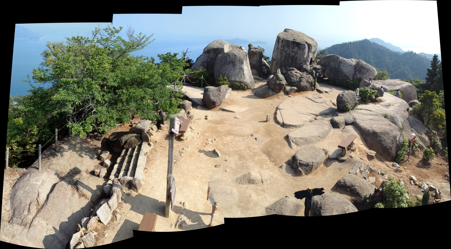 SN3S0974_stitch_R.jpg