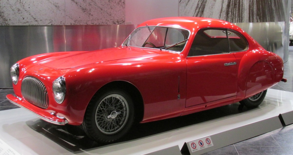 1947チシタリア202クーペ.JPG
