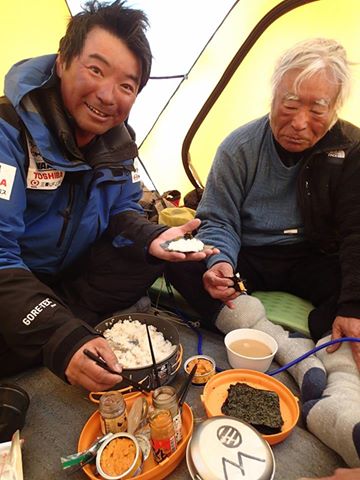 ８０００Ｍの手巻き寿司.jpg