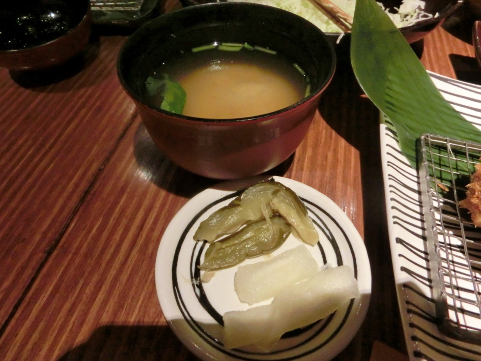 キムカツ　白味噌＆香の物.jpg