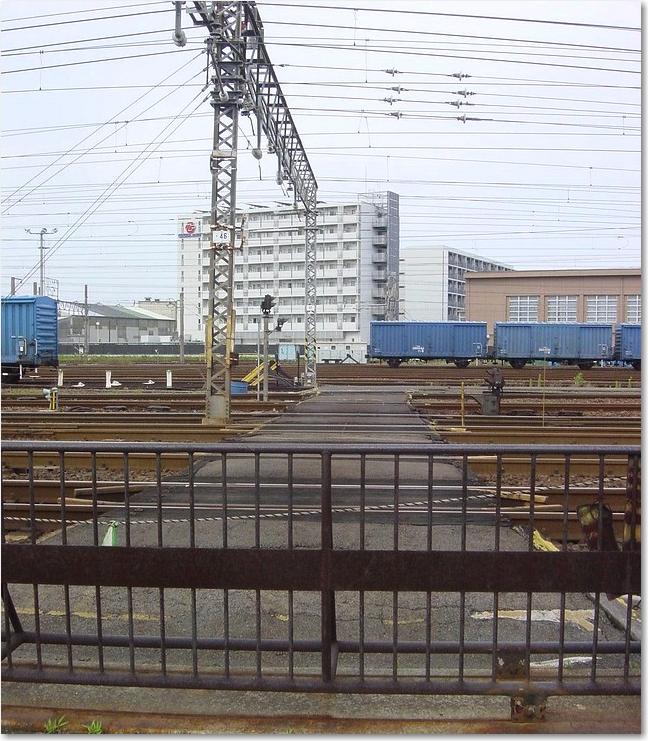 41構内踏切.JPG