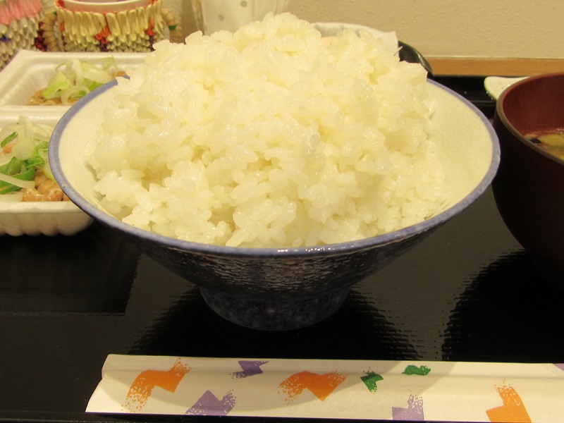 20170207_せんだい屋 高円寺店_納豆食べ放題定食のご飯大盛.JPG