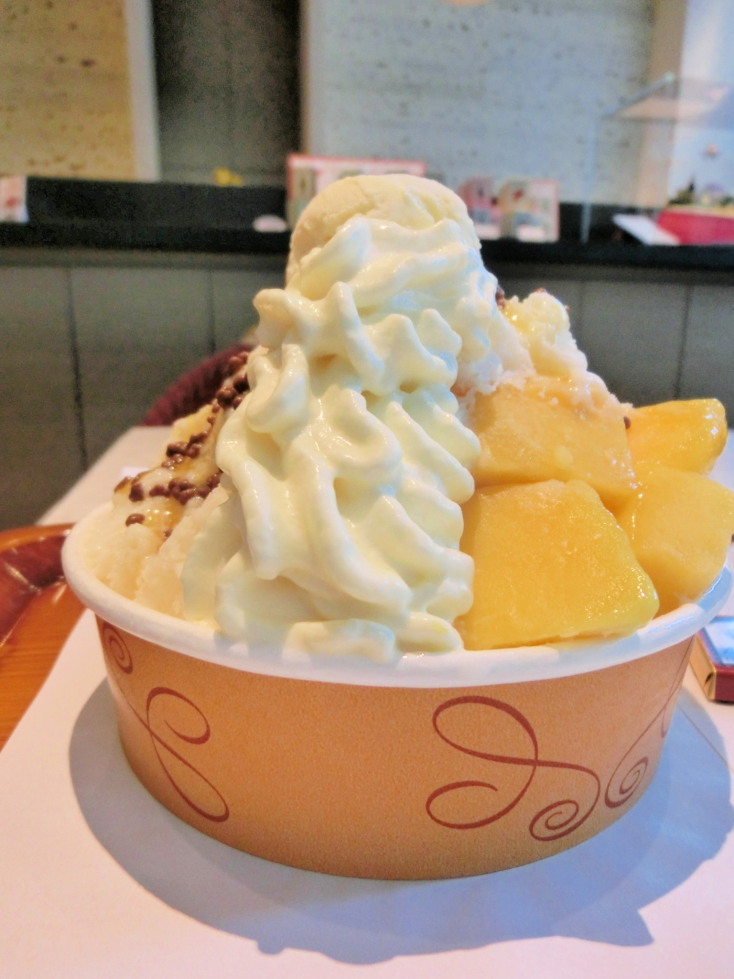 Ｍａｒｙ’ｓ　ｃａｆｅ　マンゴーシェーブアイス.jpg