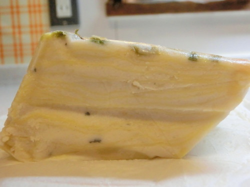 リストランテ　カバカヴァロ　四種チーズとアスパラガスのミルフィーユラザニア　側面.jpg
