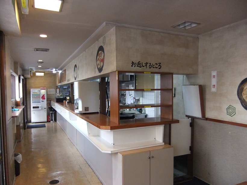 あきば新小岩店の店内20120529.JPG