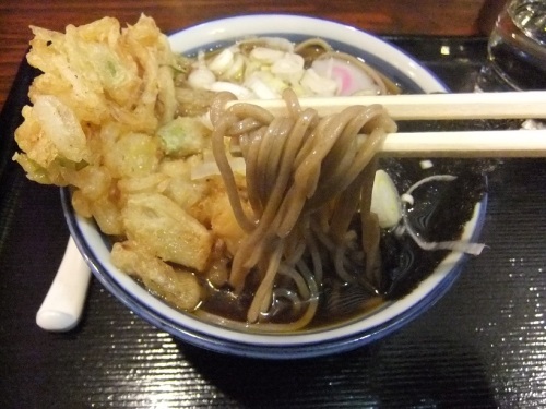 高崎屋うどん店＠椎名町のかき揚げそば２