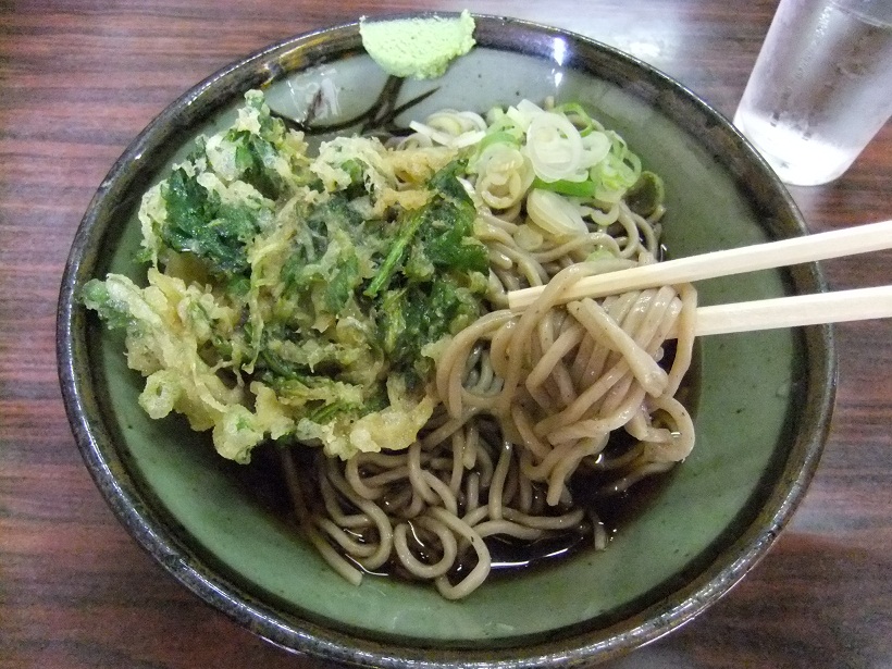 梅島１丁目・雪国の冷かけ＋春菊天２20120815.JPG