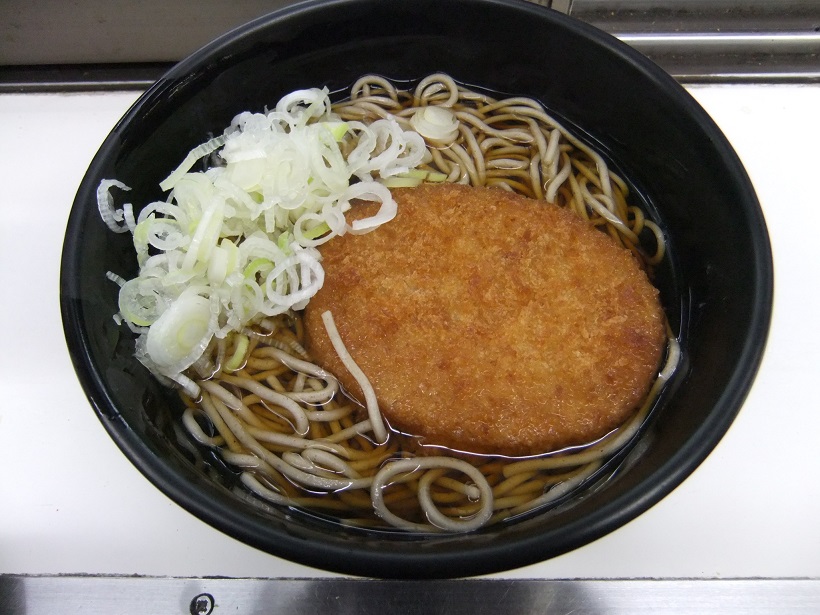 野州そば宇都宮４号店のコロッケそば360円１20130908.JPG
