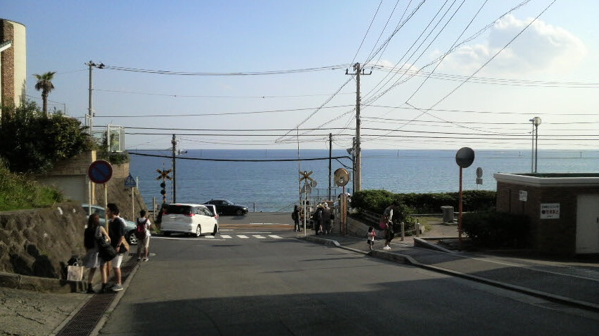 ハナヤマタ聖地巡礼 鎌倉学園前駅踏み切り