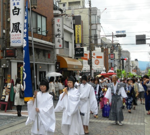 三枝祭行列 (4).JPG