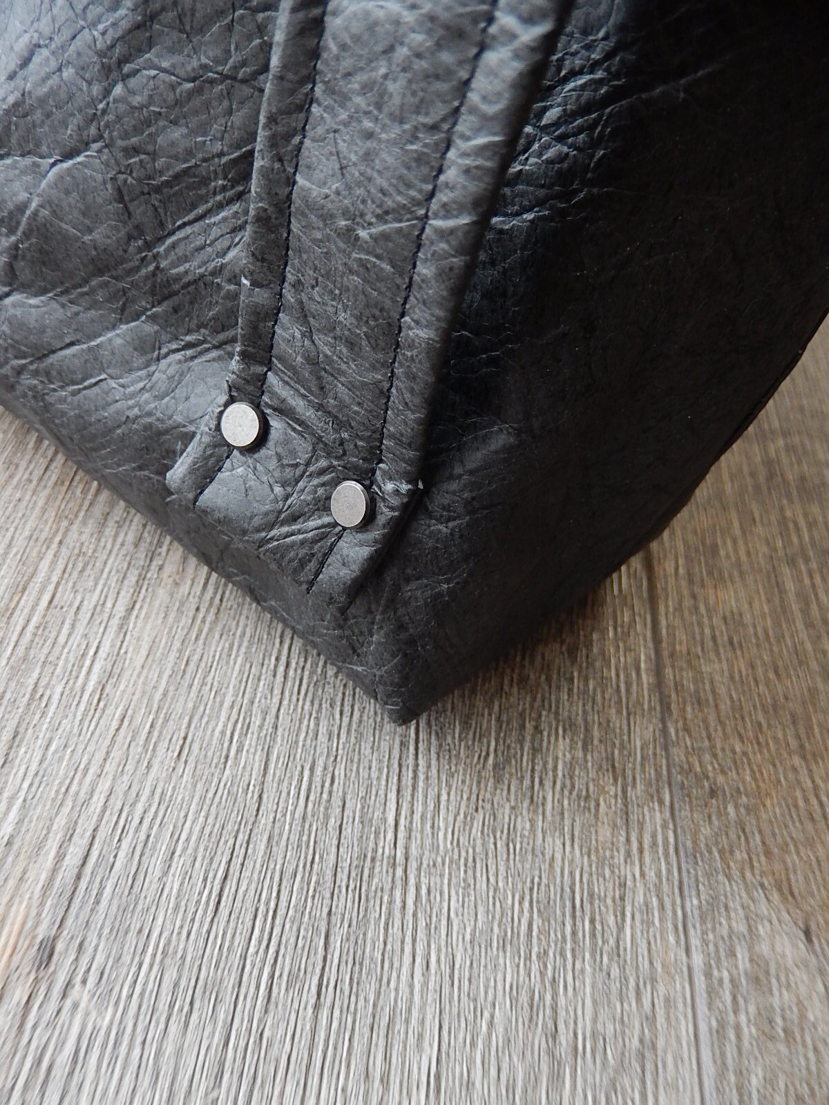 ダイソー ネジ式カシメ.JPG