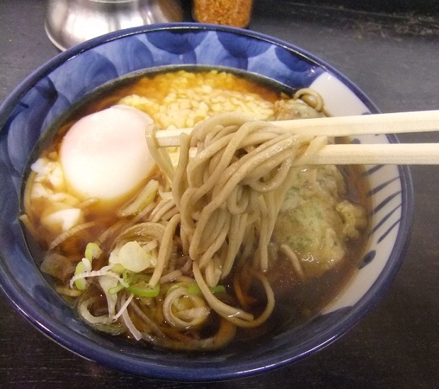 つるや＠上野駅前のチーズそば２20130210.JPG