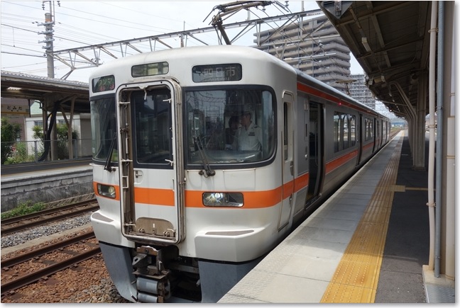 01富田駅_これに乗ってきました