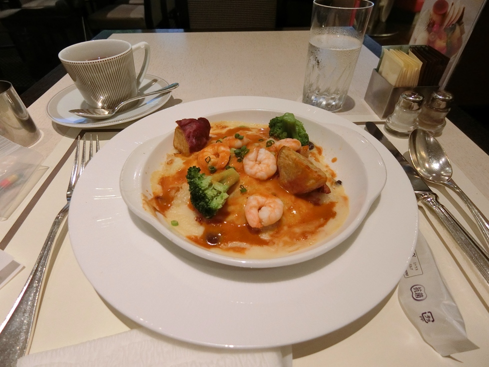 パークサイドダイナー　パークサイドランチ　小海老と湯葉の豆乳ドリア＆ホットティー.JPG