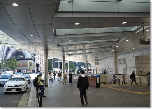 03右へ行きます