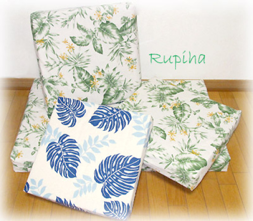 cushion003.jpg