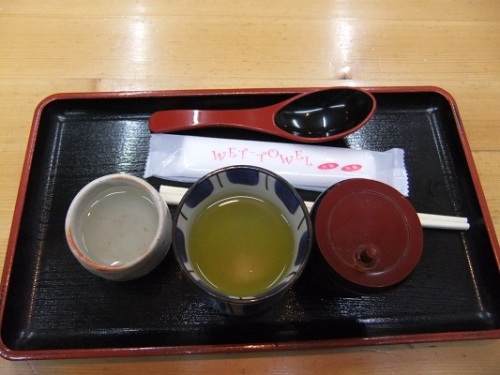 来宮神社おやすみ処＠熱海のお茶20120318.JPG