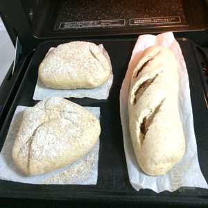 140807 黒糖梅シロップ酵母でパン作り -二次発酵終了、焼く直前