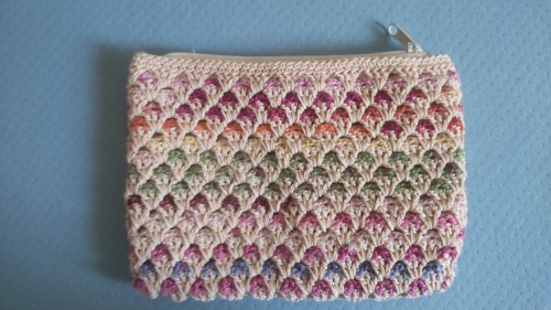 ピーコック編みポーチ表綿.JPG