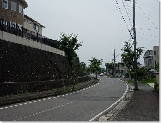29高台の住宅街