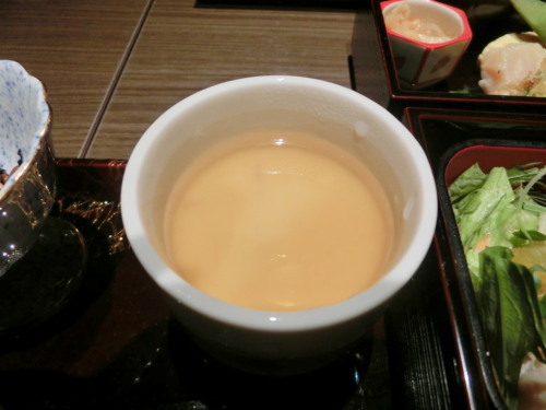 ＳＨＡＲＩ　銀座本店　ＳＨＡＲＩ御膳　茶碗蒸し.jpg