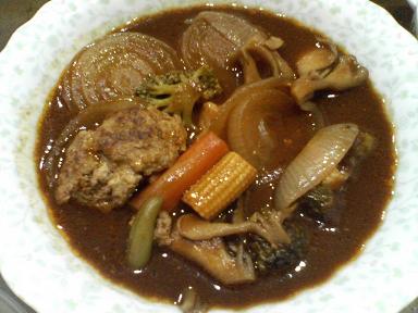 煮込みハンバーグ12053002