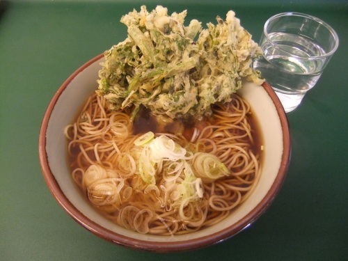 文殊志村三丁目店の春菊そば１