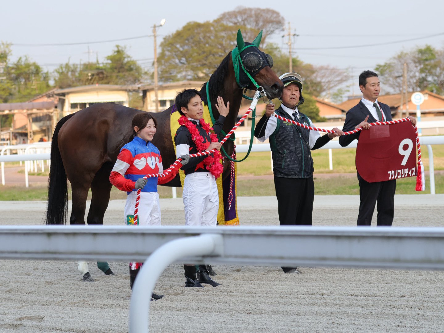 飛山濃水杯２５バンコロｂ.jpg