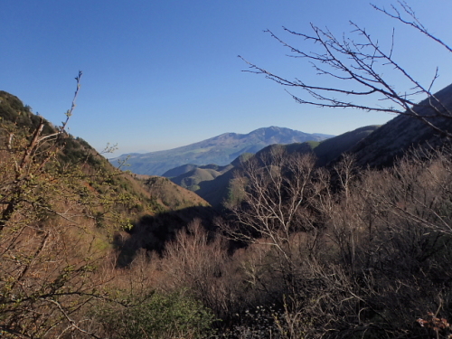 920160517湯の丸山・烏帽子岳.jpg