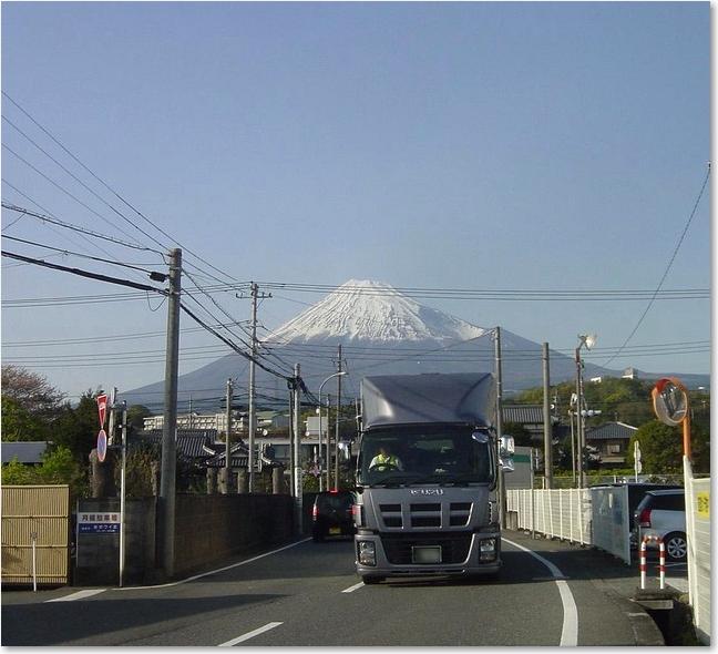 10なんだか富士山