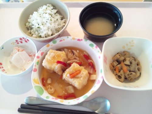 揚げ出し豆腐の野菜あんかけ