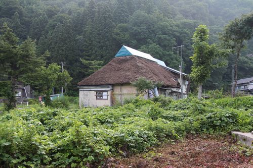 80414級朝日村の古民家500.jpg