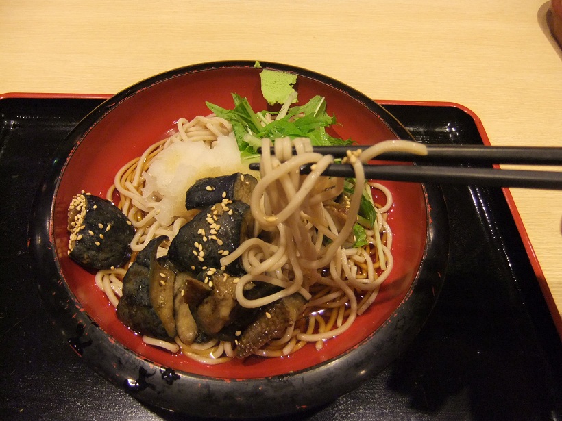 おかち庵＠JR御徒町駅の冷し揚げ茄子おろしそば２20120901.JPG