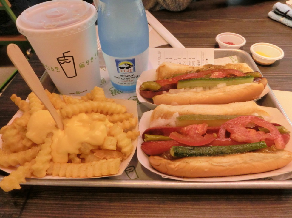 ＳＨＡＫＥ　ＳＨＡＣＫ　Ｓｈａｃｋ－ｃａｇｏ　Ｄｏｇ＆チーズフライ.jpg