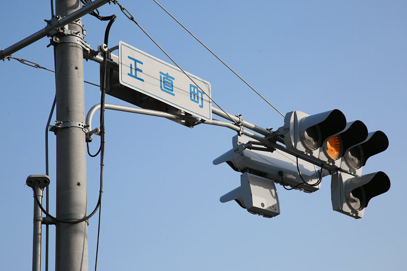 正直 黄.jpg