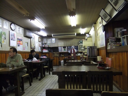 亀印食堂＠月島の店内１20120305.JPG