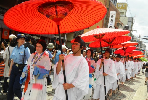 三枝祭行列 (7).JPG
