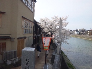 金沢、東山の浅野川