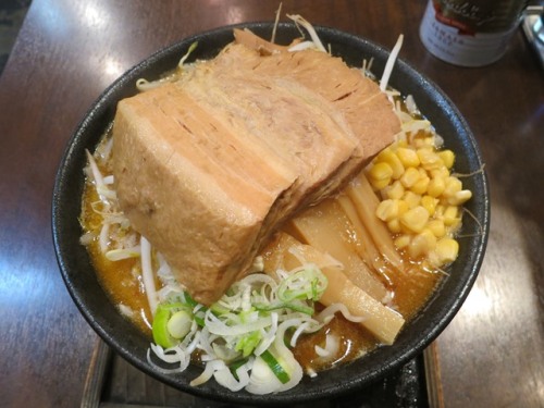 20160121_そい屋_びっくりチャーシュー味噌らー麺3_fT.JPG