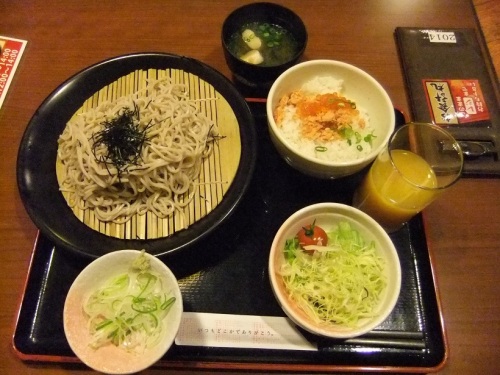 千住２丁目・はなの舞北千住店の麺とミニ丼セット１20130306.JPG