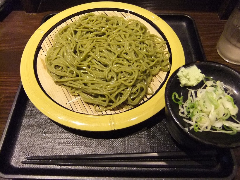 つのはず深大寺そば＠新宿の茶そば１20130623.JPG