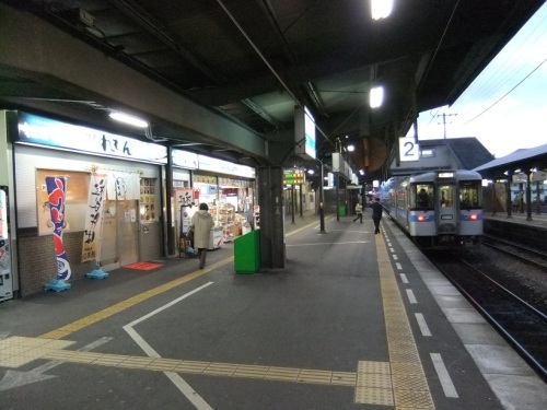 麺家れもん＠徳島駅１20121219.JPG