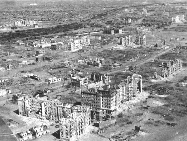 43-stalingrad_after_ww2.jpg