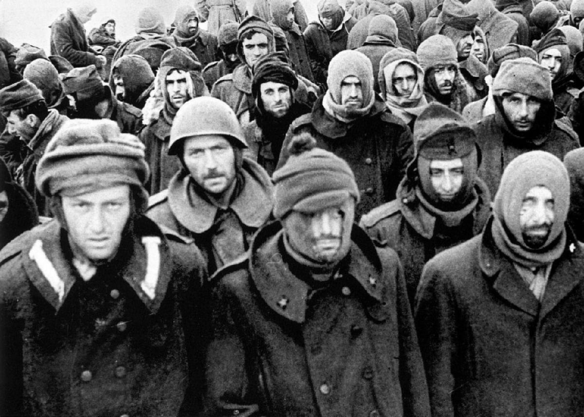 1943%20surrendered%20Germans%20at%20Stalingrad.jpg