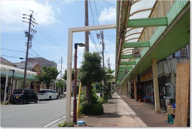 132元は活気のあった（？）商店街