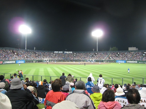 2013.6.2 FvsB 旭川スタルヒン球場.JPG