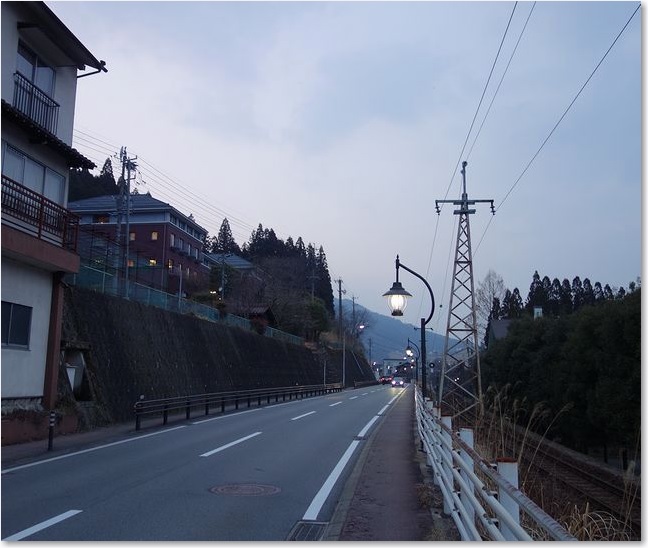 92灯りがともる