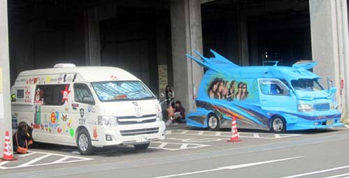 ENDLESS SUMMER 日産スタジアムとB'z Car.JPG