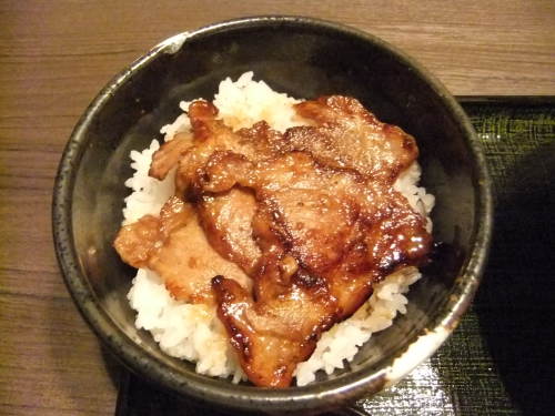 波瀾万丈白樺店＠帯広のハーフ豚丼１20121109.JPG