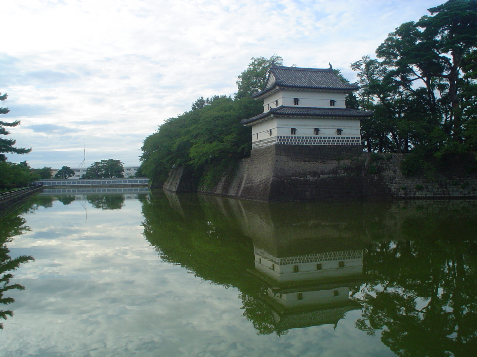 DSC00009  s.JPG